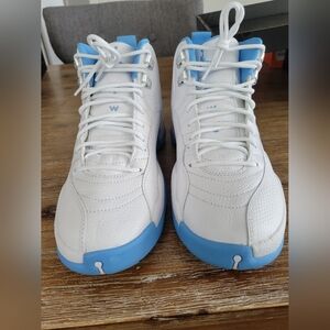 Jordan Athletic Shoes in White and Blue